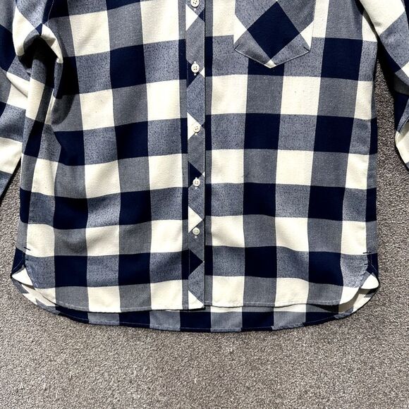 Vineyard Vines Chilmark Button Top Women 10 Blue Buffalo Plaid Relaxed Flannel - Picture 4 of 15
